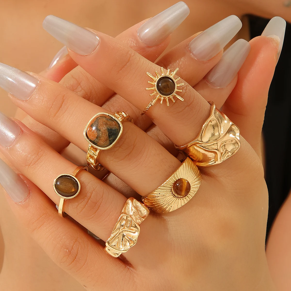 6PCS Fashionable Retro Punk Style Coffee Color Sunflower Shaped Geometric Gold Women's Ring Set, Suitable For Women To Wear On D