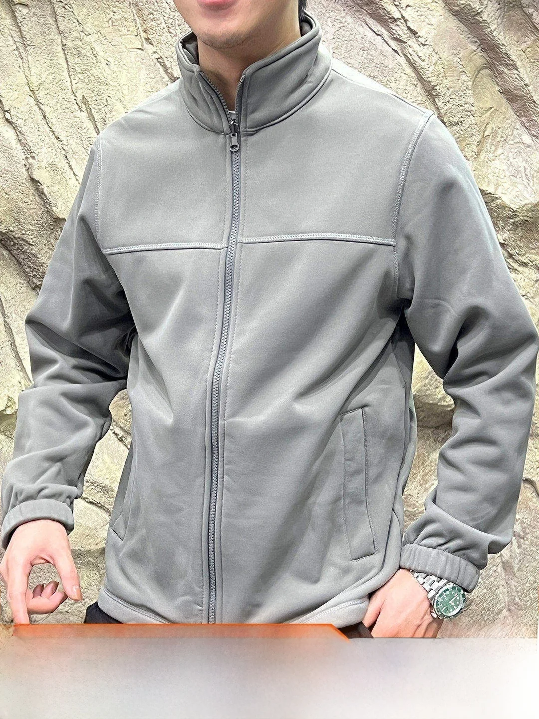 Outdoor Men's Jacket Stand Collar Middle Layer Fleece 3D Tailoring Polyester Fiber Warmth Long Sleeve Zipper Closure