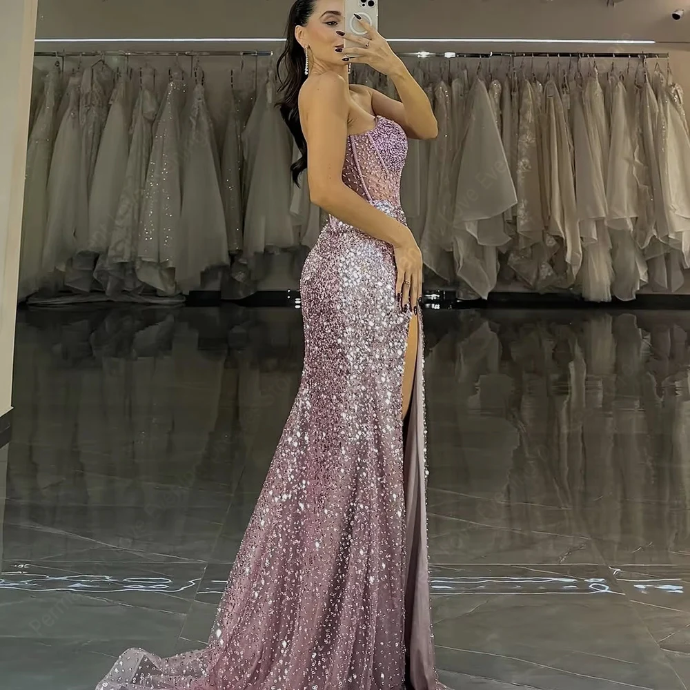 2026 Elegante trägerlose elegante Damen-Abendkleider, luxuriöse lila Perlenfalte, Ballkleider, bodenlang, Cocktailparty, individuell gestaltet
