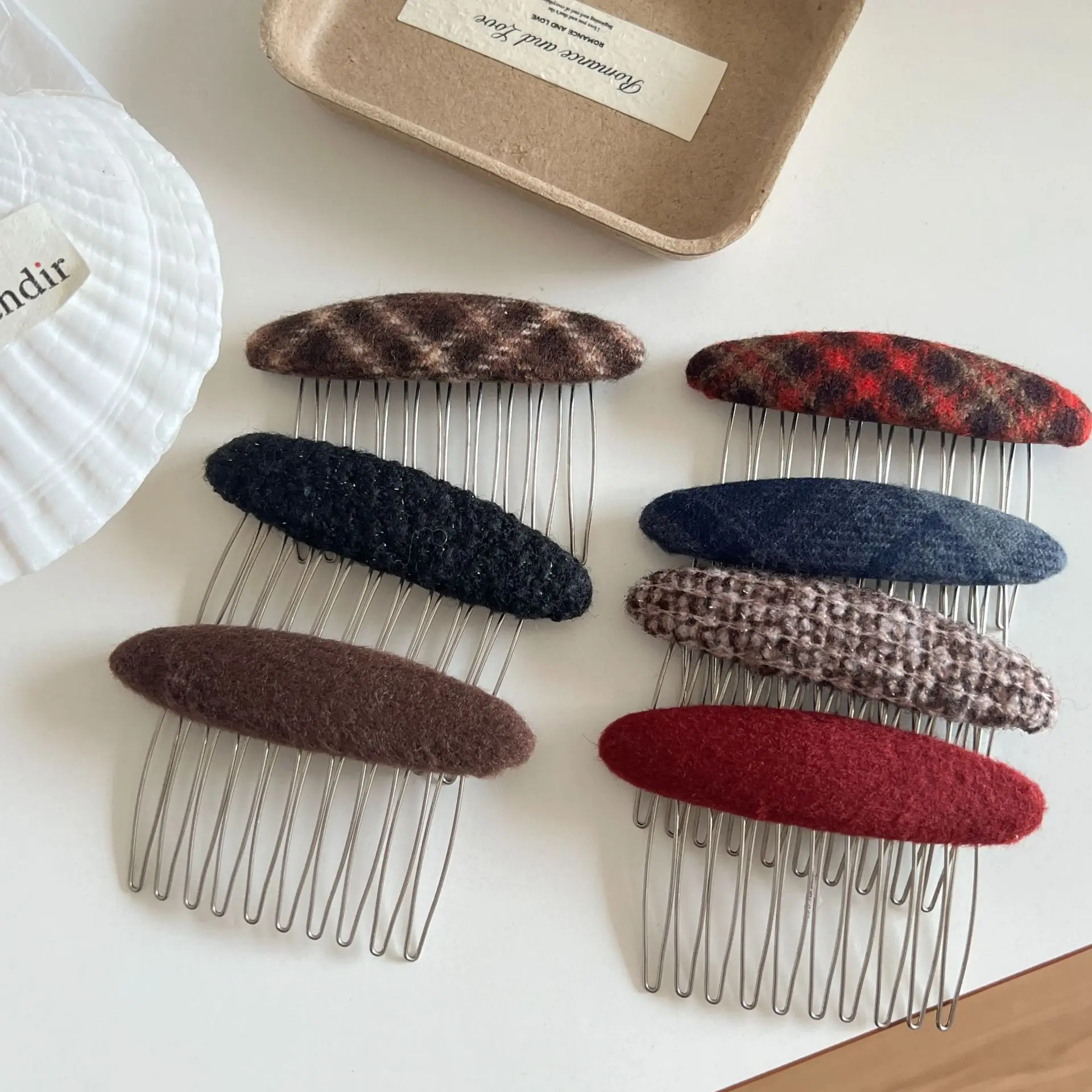 Autumn Winter Retro Plaid Hair Comb Korean Style Hair Comb Clip Back of The Head Broken Hair Fixed Hairpin Styling Accessories