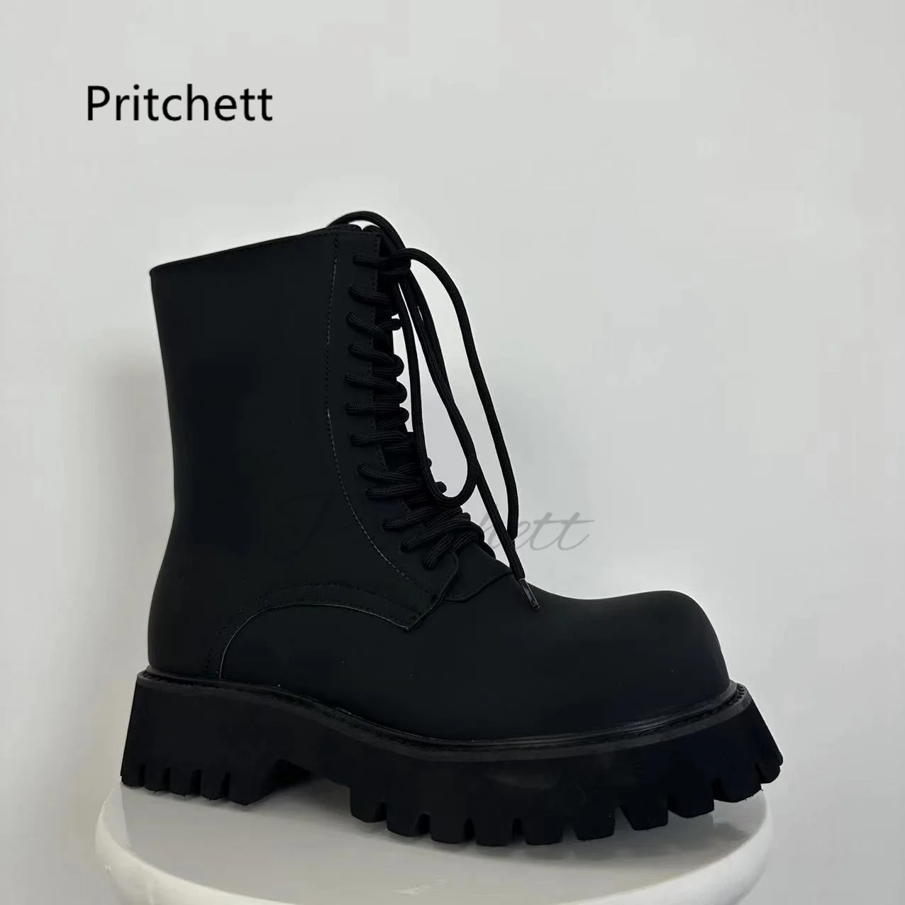 

Black British Style Big Head Boots Men's Women's Thick Bottom Chelsea Boots High Top Mid Calf Lace Up Couple Shoes for Men Women