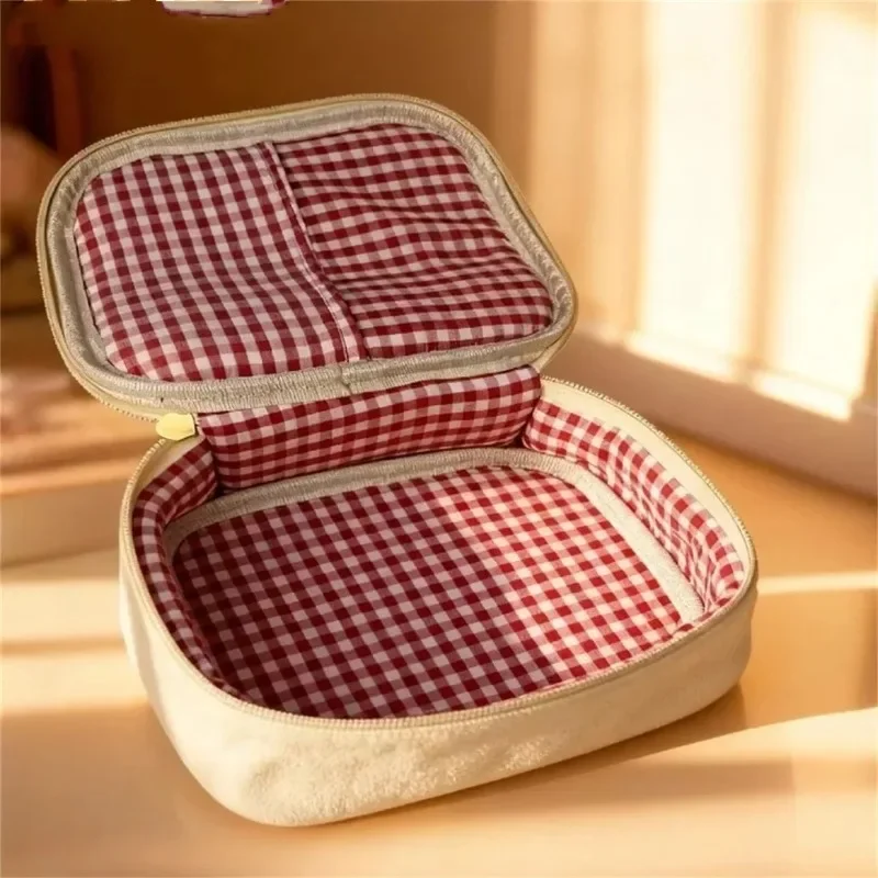 Plush Strawberry Embroidery Cosmetic Bag Cute Sandwich Makeup Pouch Travel Jewelry Organizer Zipper Bag for Girls