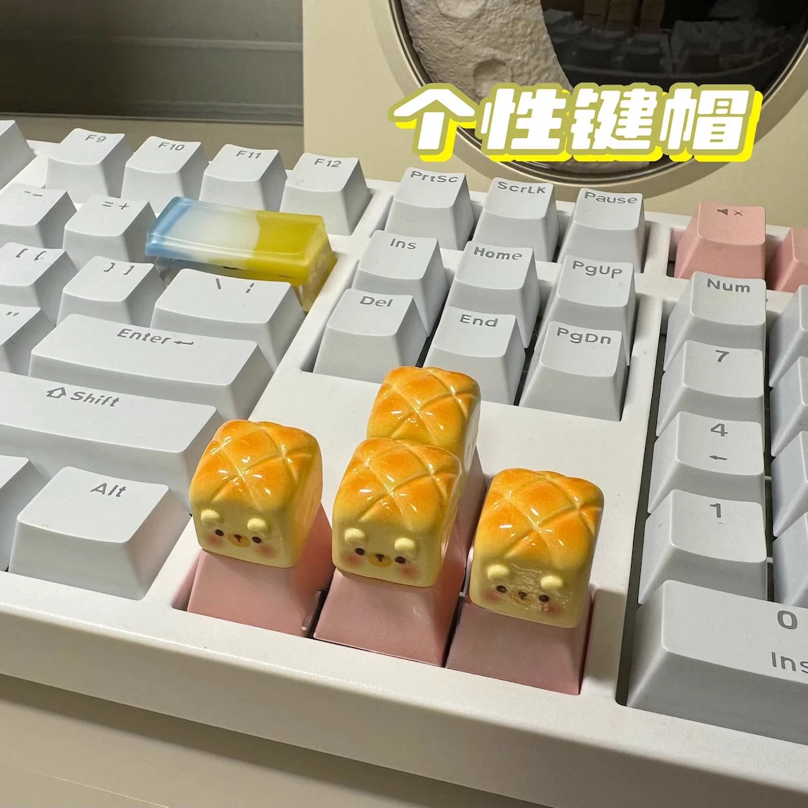 Set Keycap Tema Roti Beruang Cocok untuk Aksesori Keyboard Mekanis Sumbu Silang Keycap Anime Buatan Tangan Asli Kustom