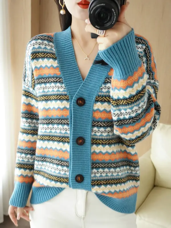 Thickened Striped Long-Sleeved Knitted Cardigan Women's Short Coat Sweater With Loose Sweater And Casual Warm Coat In Autumn And - Image 10