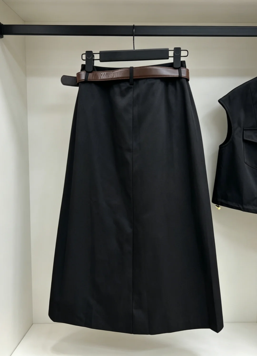 

Spring Autumn Women's High Quality Fashion Set Zipper TANK Casual Vest Belt Pockets Straight Half-Skirt QQ35