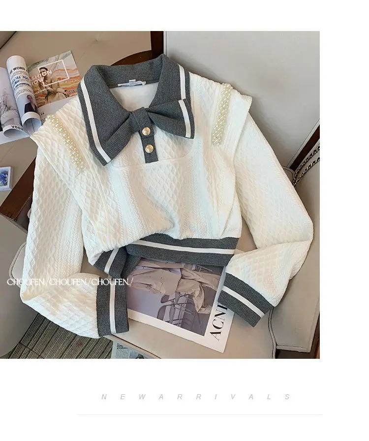 بدلة غير رسمية لربيع 2025 سترة نسائية جديدة على طراز الكلية مكونة من قطعتين