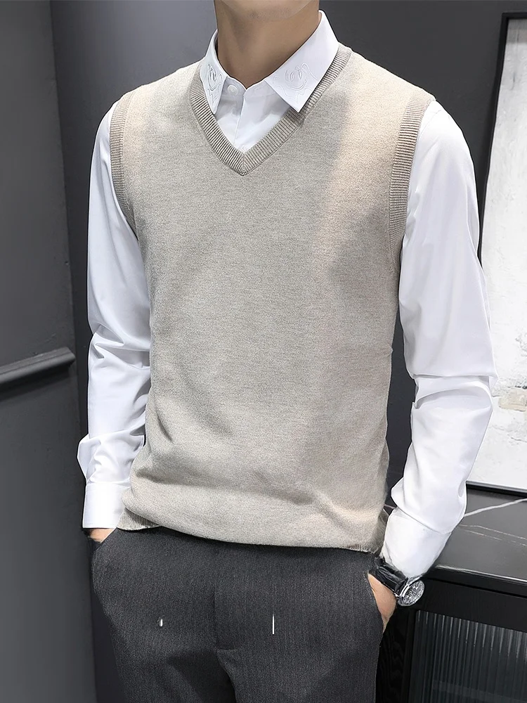 

Slim Fit V-Ne Knitted Vest Men's Svel Top Warm Autumn Winter Faion Base irt Trendy Casual Mid-Thiened No-oulder