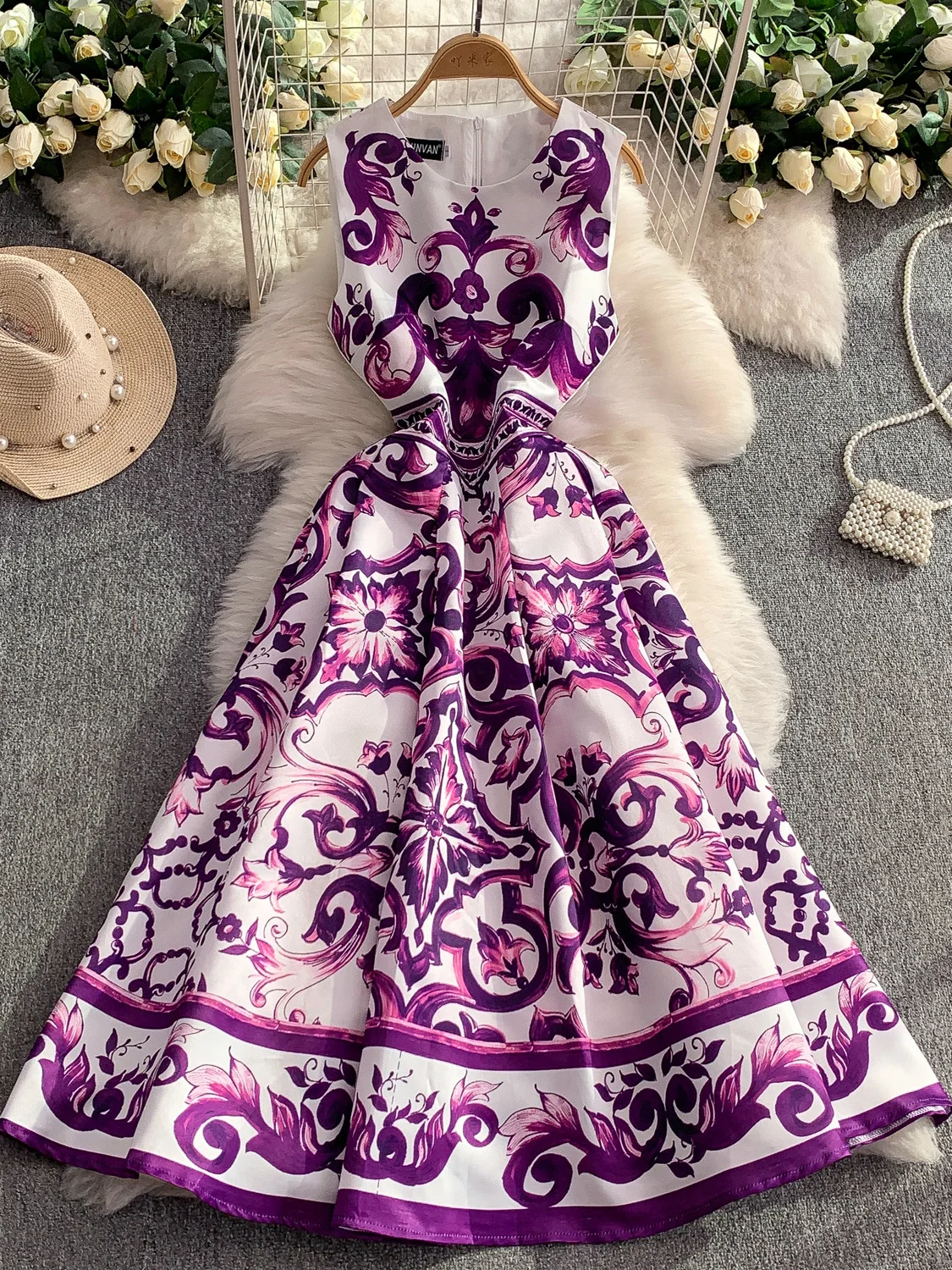 

Women Long Dress Elagant Print Sleeveless Puffy Pleated Slim Party Club