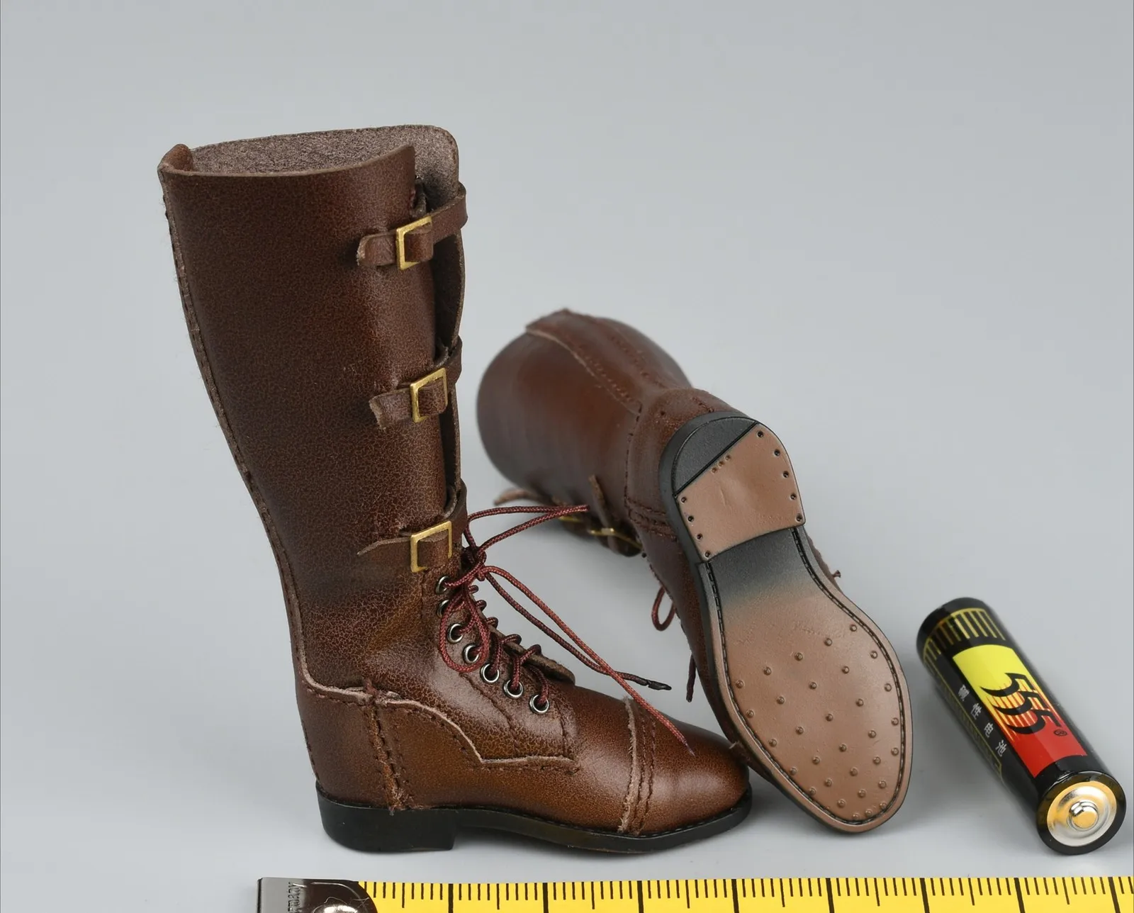 รองเท้าบูทหนังแบบกลวงสำหรับทหารรุ่น DID B11012 ขนาด 1/6 สำหรับนายทหารอังกฤษขนาด 12 นิ้ว
