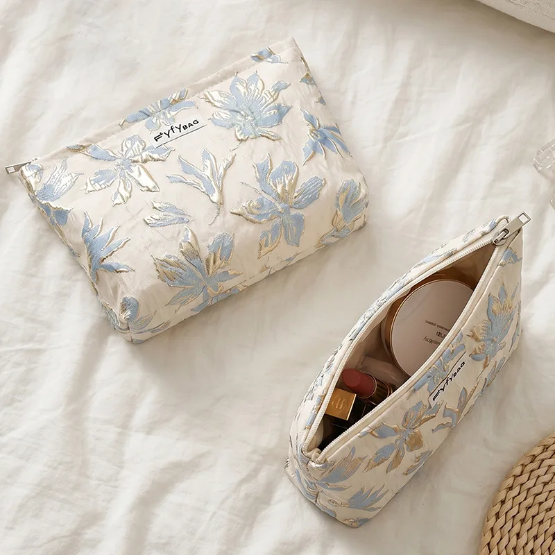 Maple Leaf Print Canvas Makeup Bag for Women, Large Capacity Portable Travel Toiletry Pouch, Double Layer Storage Liner