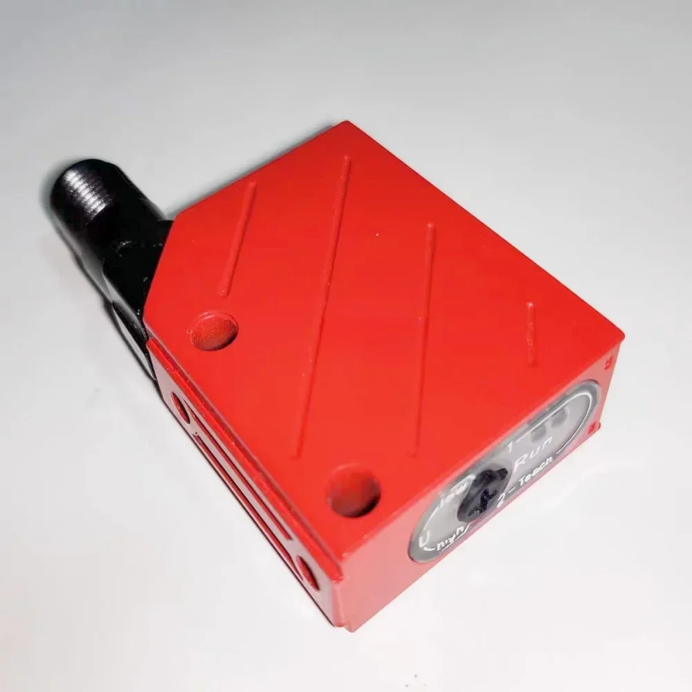 Best sell High Quality LEUZE 5 -pin ODSL 8/V66-45-S12 Optical Distance Sensor With High Precision