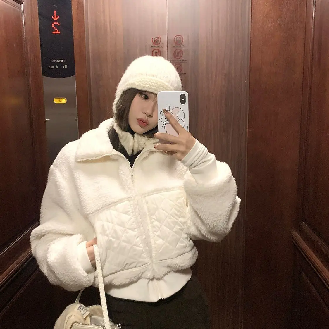 2026 Autumn and Winter New Casual Jacket Lamb Lamb Wool Same Stand-up Collar Sports Short Thermal Jacket Women's Top