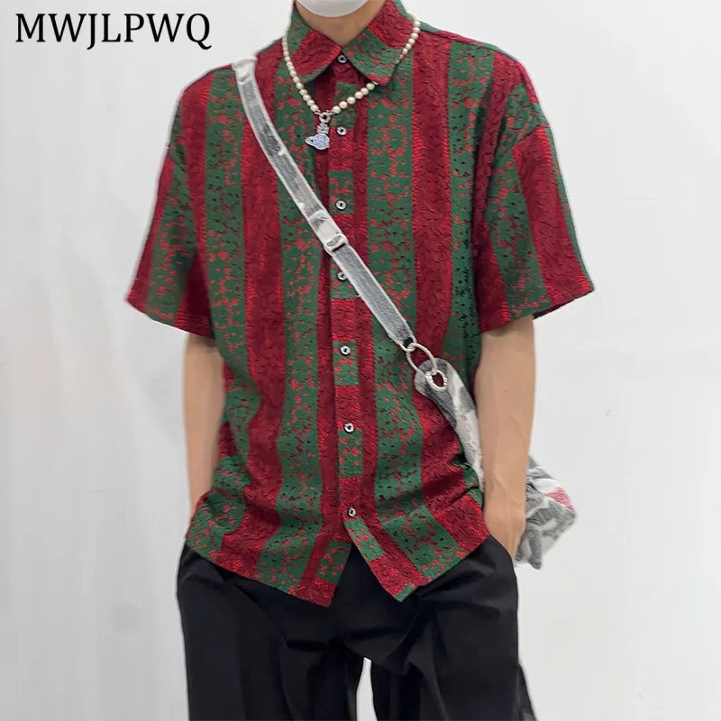 

MWJLPWQ 2025 Новая рубашка с вышивкой Niched Design, мужская однобортная рубашка с лацканами High Street, свободный повседневный женский топ с короткими рукавами 11080