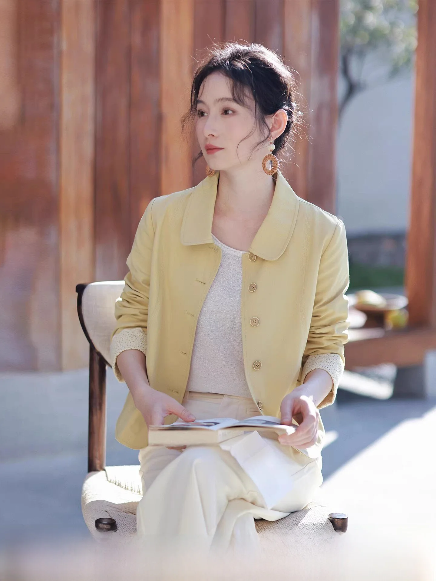 

Желтая короткая повседневная женская куртка, дизайн Весна 2026, хлопковая ткань, прямой крой, бренд Red Remembrance