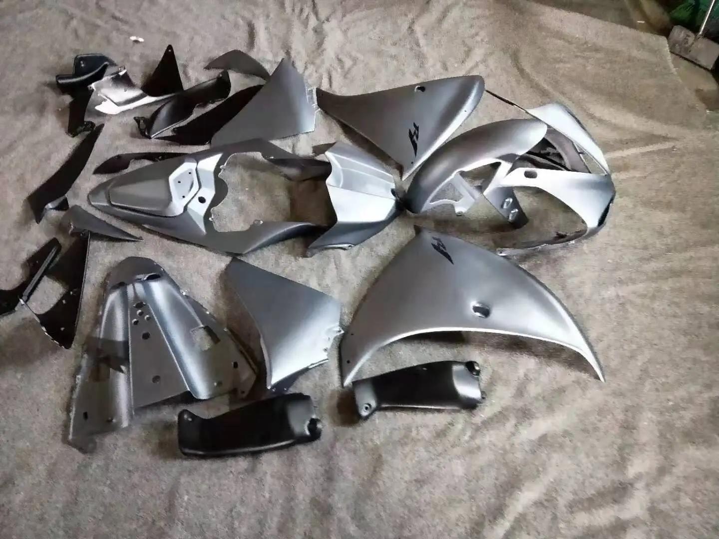 ABS 100% fairings For YAMAHA R1 2009 2010 2011  Fairings black silver YZFR-1 12 13 14 Injection Fairing MOTO 2009-2014