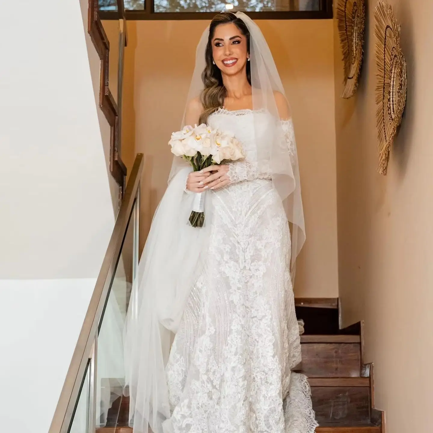 Sheer Fairy Wedding Dress Elegant Strapless Off Shoulder Mermaid Floral Lace Train Luxurious Dubai Bridal Gown SW673 Customized
