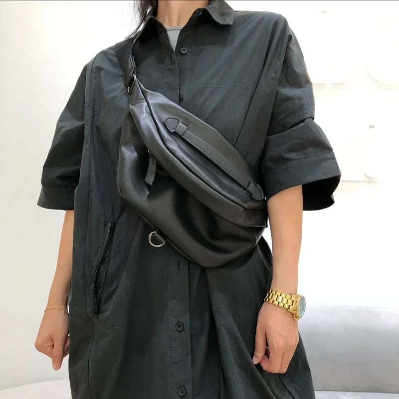 

Niche handmade crossbody large-capacity retro simple men's and women's saddle bags