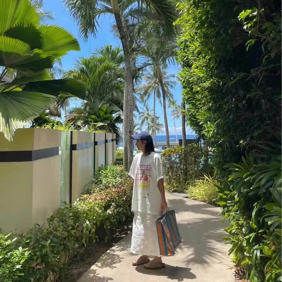 2025년 여름 캐주얼 슬리 여성 티셔츠 프린트 루즈핏 라운드 넥 면 100% 재미있는 채소 패턴 탑