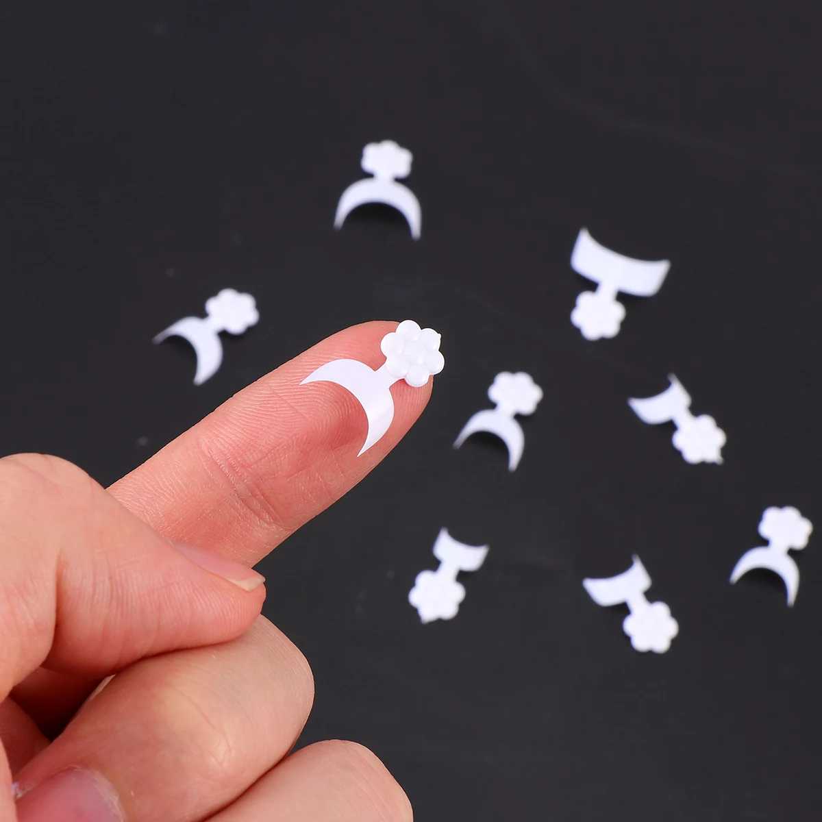 

500pcs 1 Pack French Nail Tips Stickers Manicure Tape Guide Stencils Creative Nail Art Design Tools For Diy Salon Use Safe