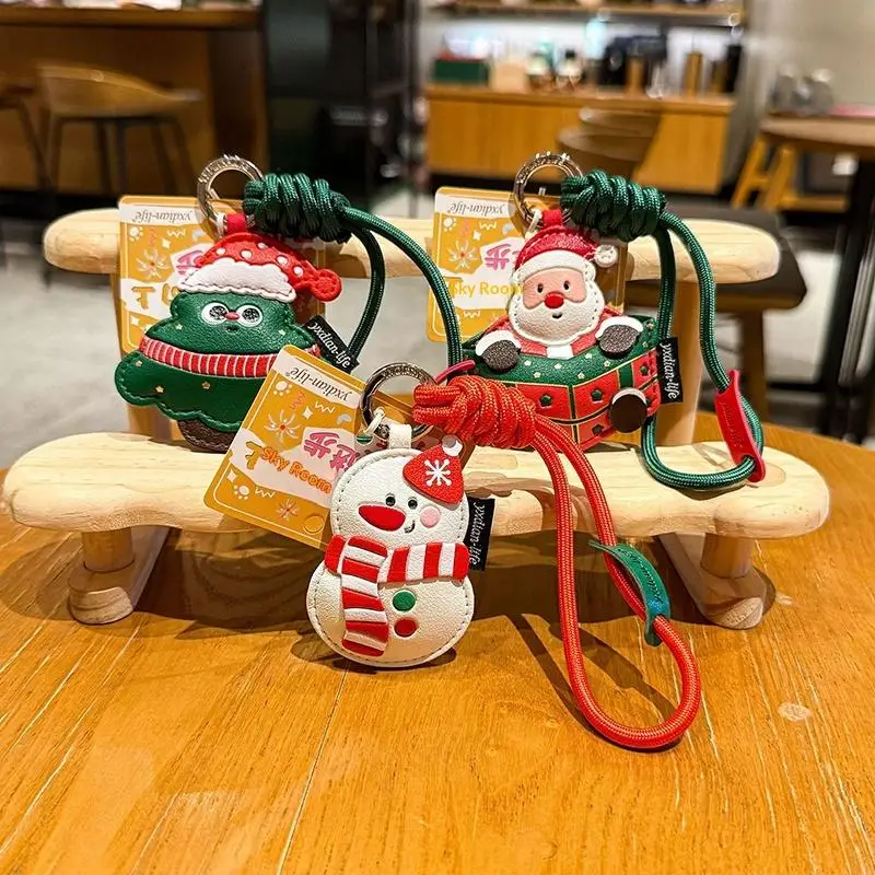 Weihnachtliche PU-Schlüsselanhänger mit niedlichem Aufdruck, robustes Lanyard, langlebig für Weihnachtsfeiergeschenke, Feiertagsgeschenke, Handtaschendekoration. – Detail 6
