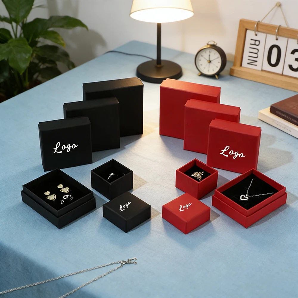 

100Pcs 8x8x3cm Custom Logo Travel Jewelry Organizer Boxes Earrings Ring Necklace Bracelet Packaging Dust Box Wedding Gift Case