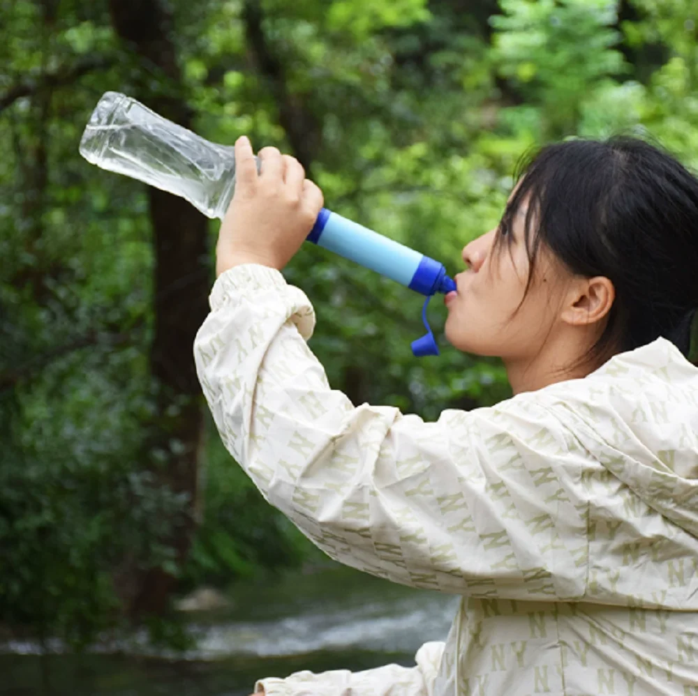 Filtro dell'acqua di emergenza da campeggio all'aperto, filtrazione di emergenza per la vita all'aperto, potabile diretta, depuratore d'acqua individuale, sterilizzazione