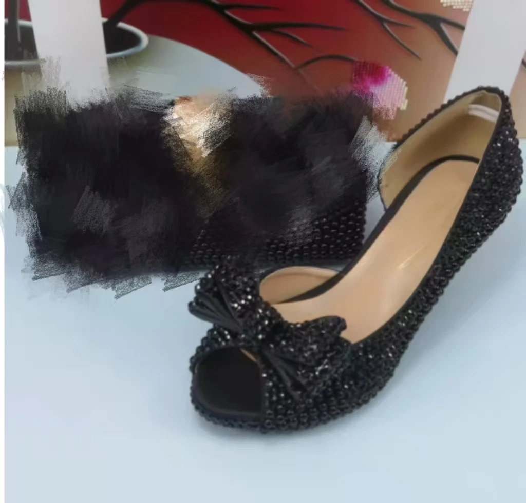 أحذية زفاف نسائية جديدة من الكريستال الأسود لعام 2024 من BaoYaFang، أحذية مفتوحة الأصابع بكعب عالٍ مفتوح الأصابع