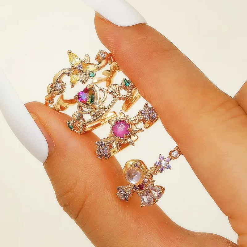 

Europe and America Charming Light Luxury Geometric Heart Love Flower Zircon Ring for Women Fashion Jewelry Wearable for Party