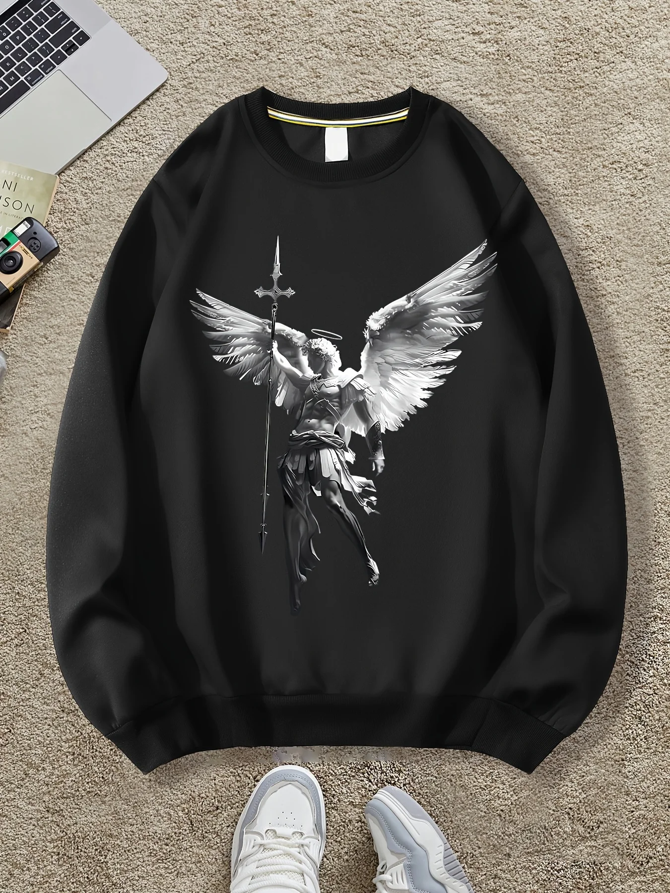 

【 Мужская повседневная спортивная одежда 】 Свободный вырез с круглым вырезом, мягкая полиэфирная ткань + уникальный принт, можно стирать в машине.