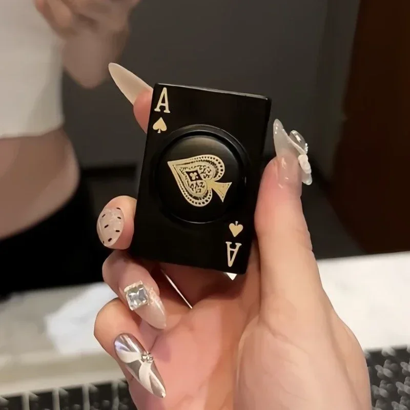 

Poker Ace of Spades Green Flame Gas Lighter Turntable Decompression Windproof Butane Lighter Funny Cigarette Lighter Smoking