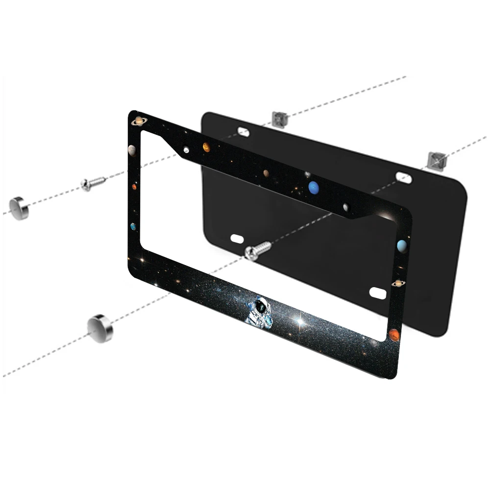 إطار لوحة ترخيص أسود بفتحتين مع نمط رائد فضاء الفضاء، مادة ألومنيوم، 6 × 12 بوصة، يتضمن مجموعة براغي #4