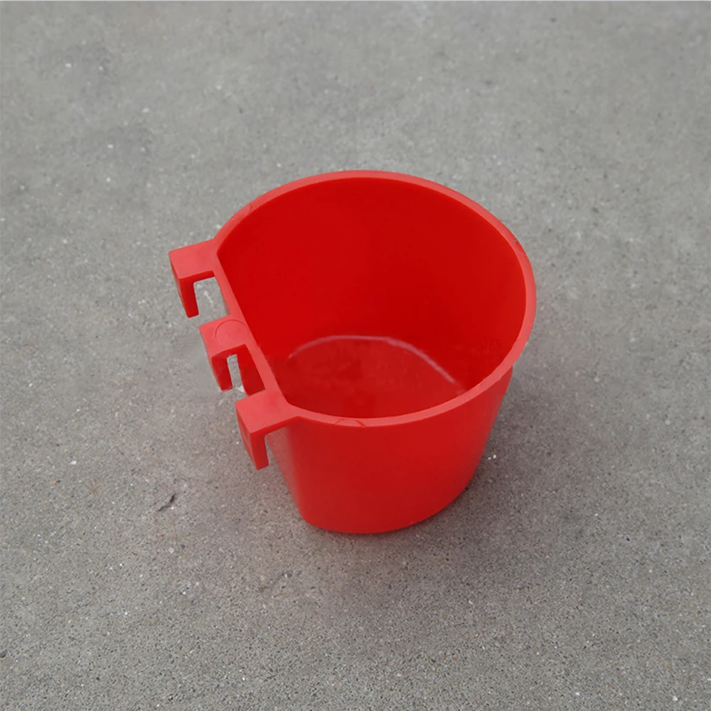 Customized Poultry Feeding Equipment Two Type Optional Plastic PP Bird Pigeon Water Food Feeder