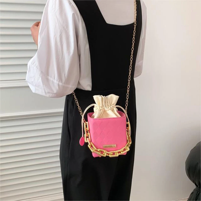 Womens Shoulder Bags Square PU Leather Bucket Ladies Crossbody Bag Casual Drawstring Handbags Purse for Summer Travel Shopping