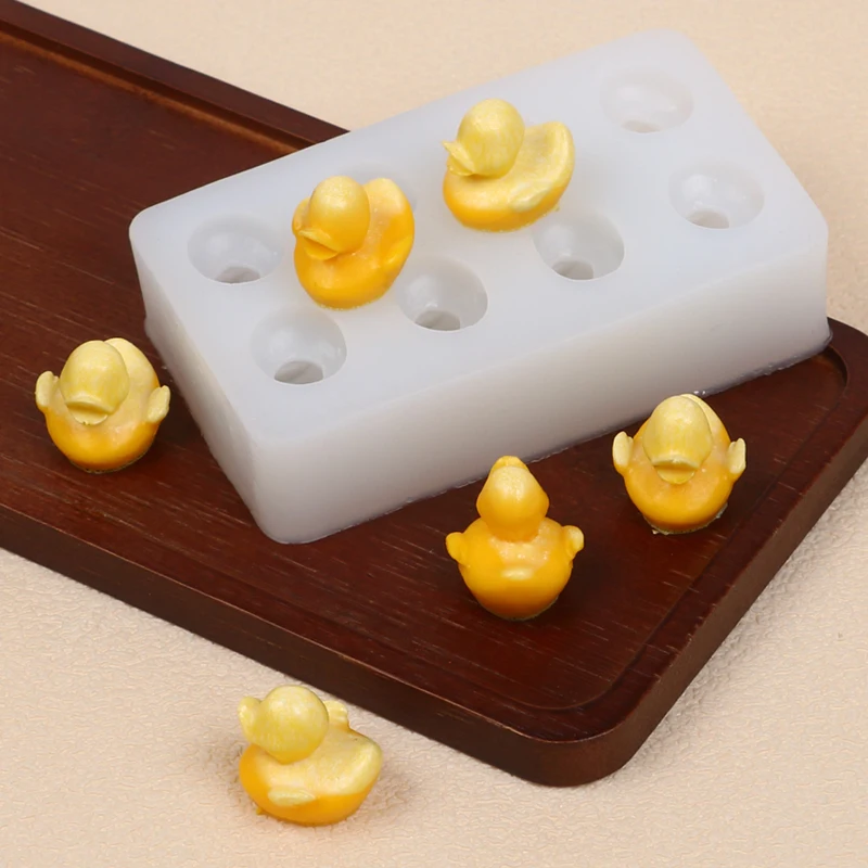 3D Duck Silicone Mold 8-Cavity Cartoon Animal Duck Candle Soap Ornament Clay Mold Fondant Chocolate Candy Cake Decorating