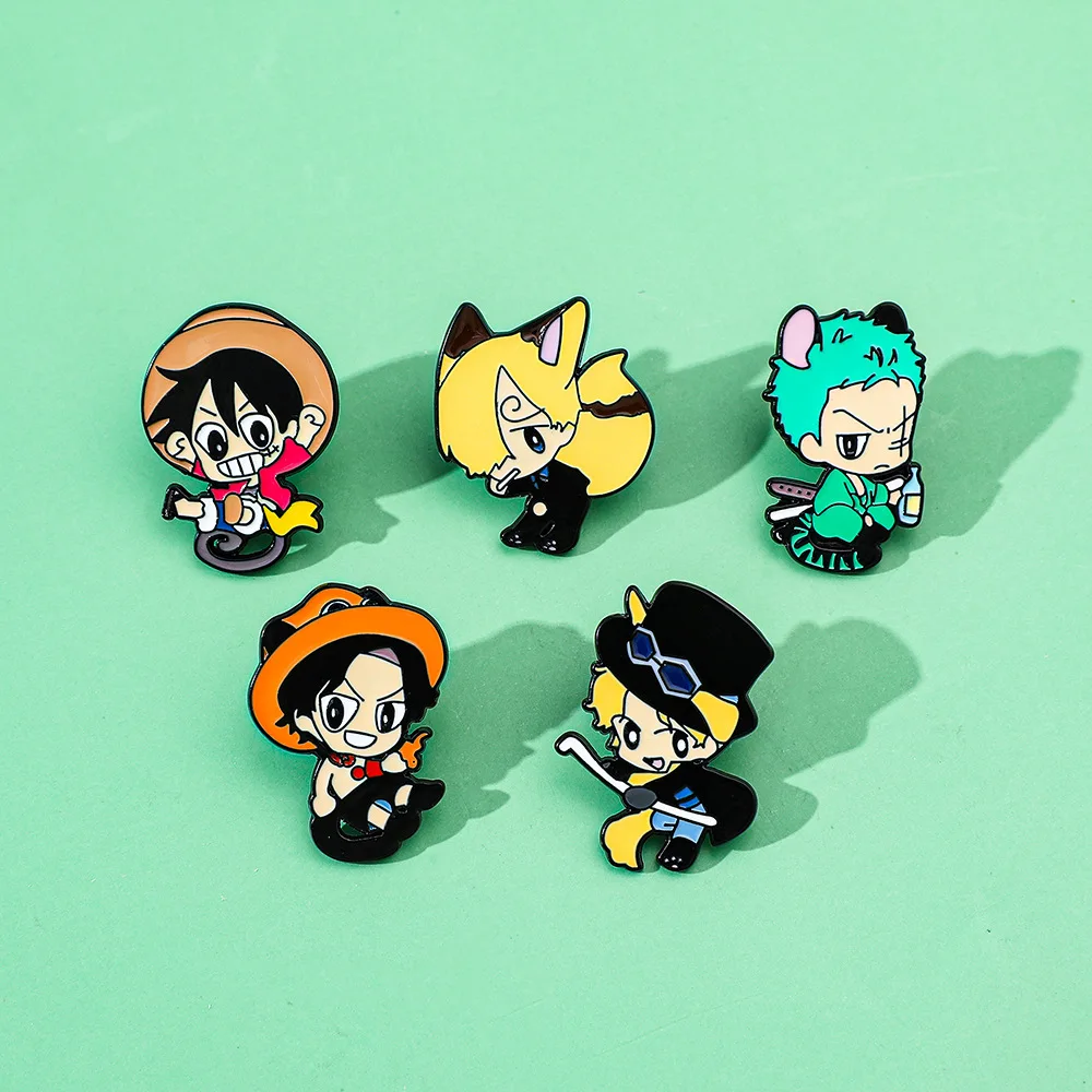 Cute Cartoon Creative Q-version One Piece Metal Badge Zoro Luffy Alloy Drip Oil Brooch Accessory Y2k Fashion Toys Anime Frind