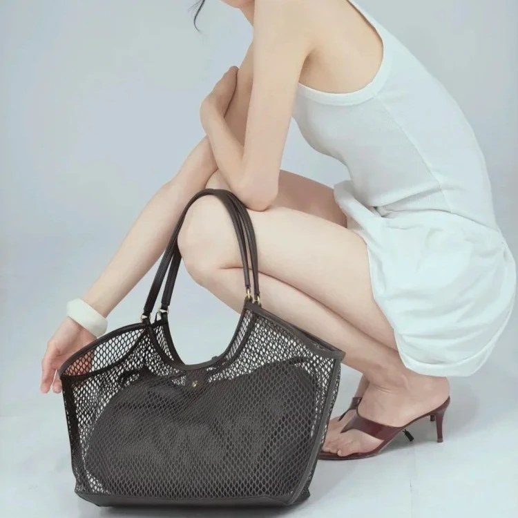 

Woven Mesh Hollow Design Beach Bags Outdoor Travel Vacation Style Versatile Tote Bag 2025 New