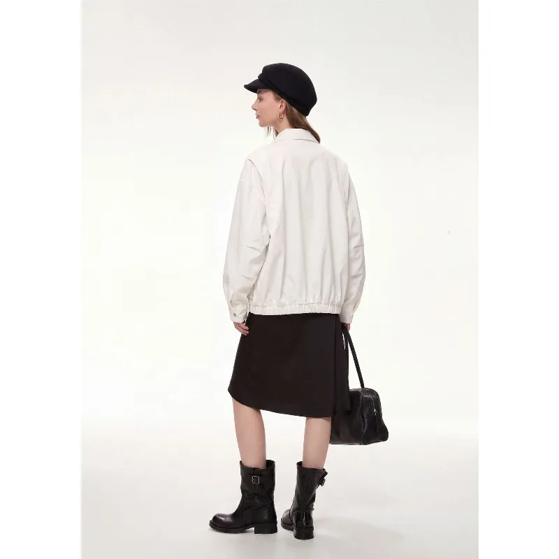 Retro Workwear Style Three-dimensional Large Pocket Loose Coat. Lapel Jacket Top. New Women's Clothing for Autumn and Winter.