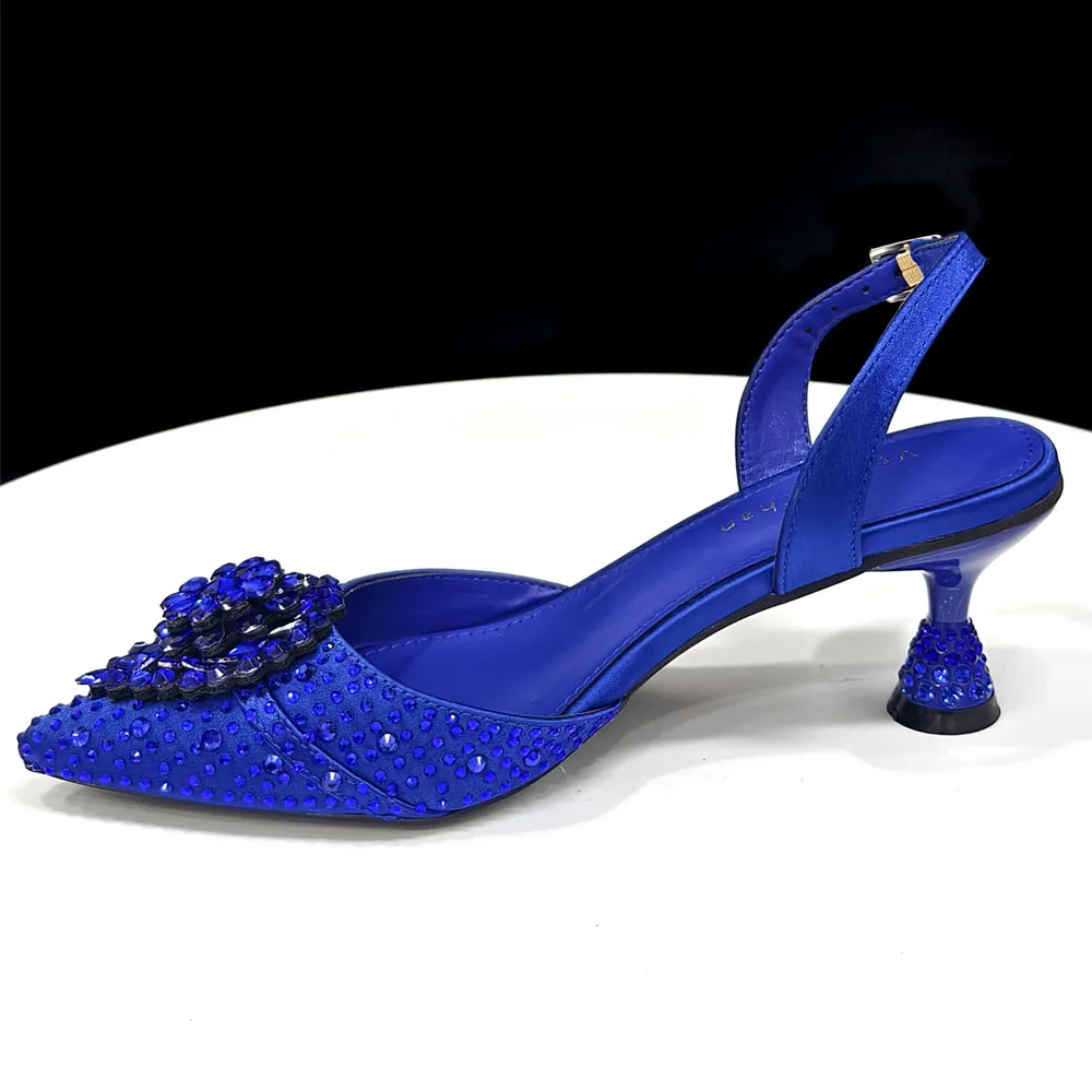 Venus Chan Blaue Strassbesetzte Bequeme High-Heel-Schuhe und Tasche im Modestil mit spitzer Zehenpartie für Damen oder als Pendler-Schuhe – Detail 9