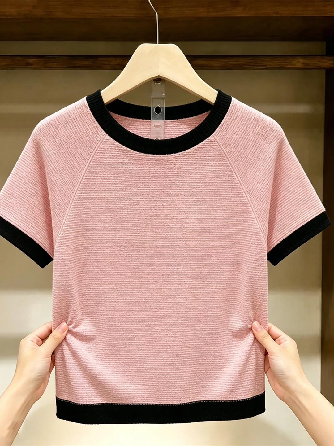 Retro Korean Style round Neck Short Sleeve Knitted Sweater Women's Slim Fit Color Block Summer Comfortable Commute Top