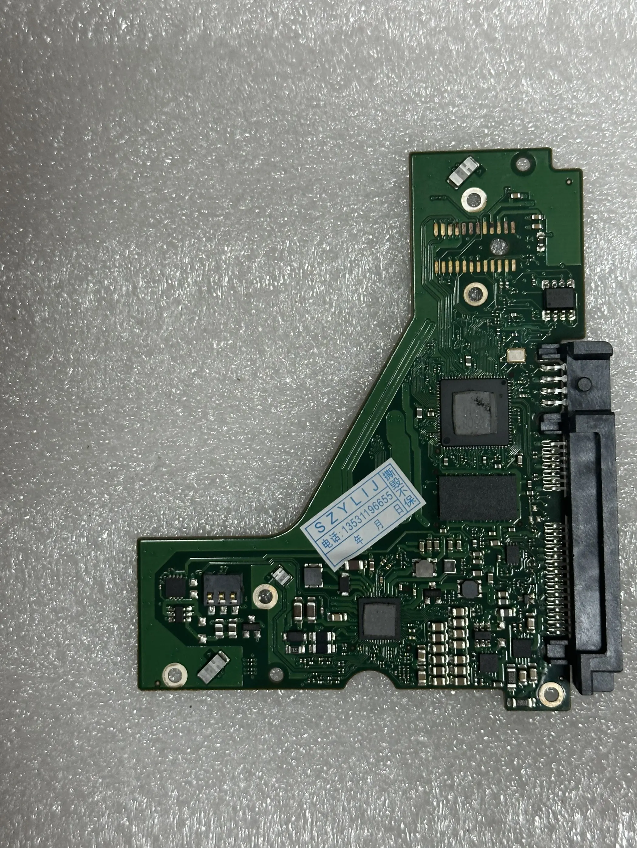 

Оригинальный жесткий диск 100743767 REV B