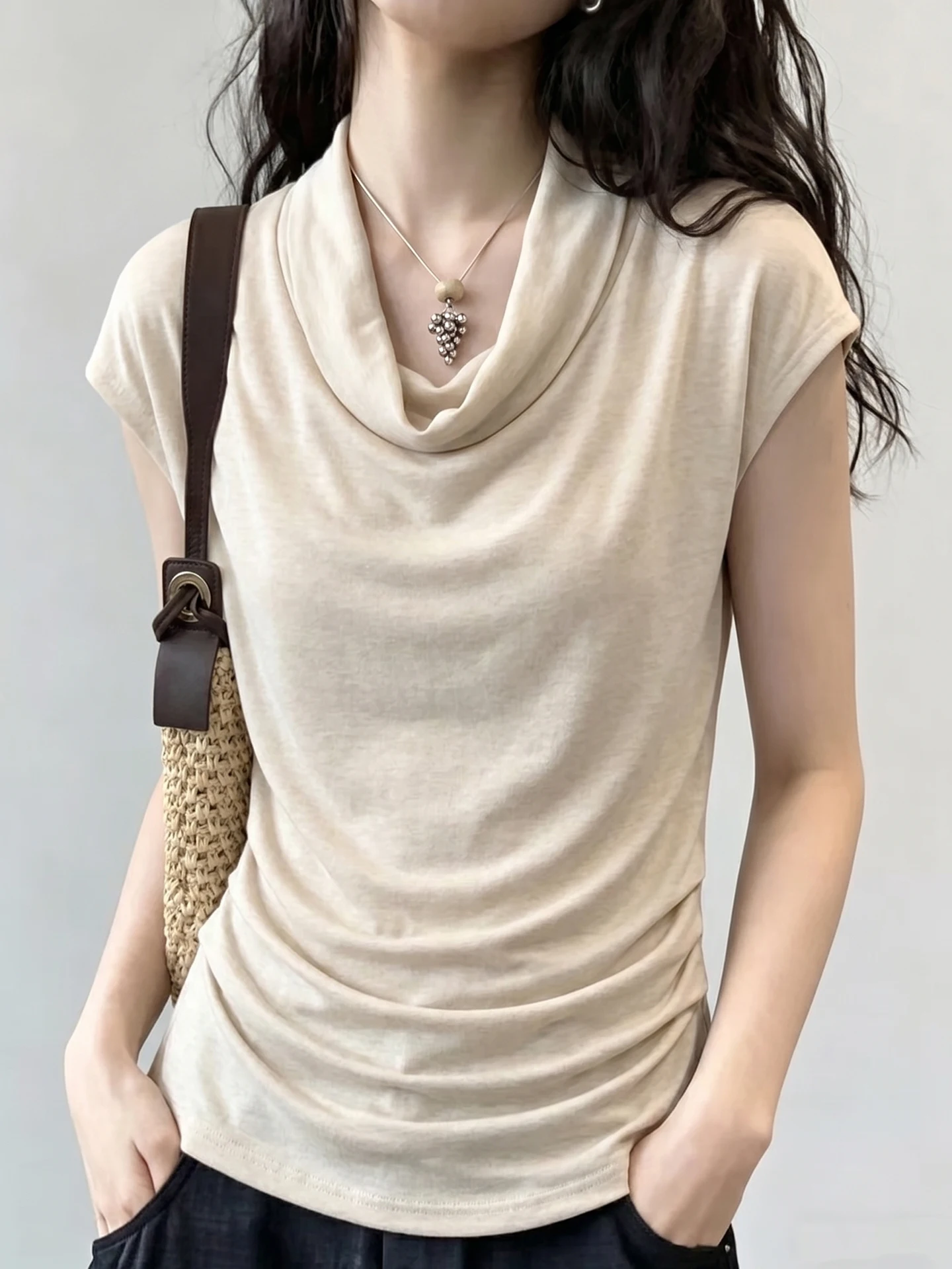 

Versatile Casual Color Short Sleeve Commute Style T-Shirt Summer Lightweight Comfortable Women's Top Fashionable Basic ...