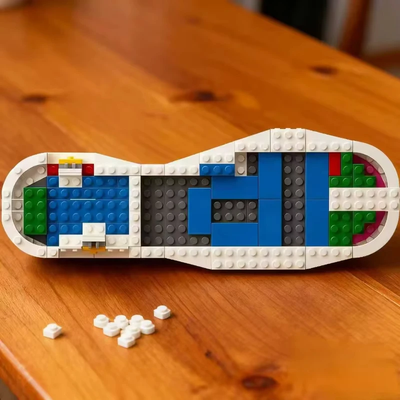 731 Pieces of MOC  Superstar Sports Shoes Building Block Model Brick Toy Adult Birthday Christmas Party Gift Home Decoration