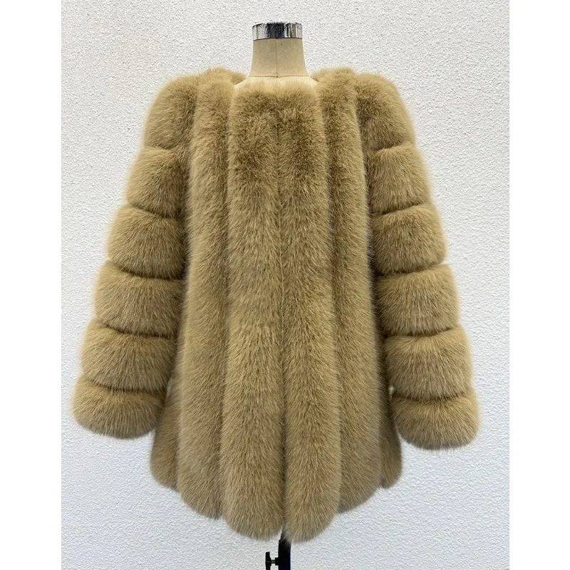 เสื้อโค้ทขนเฟอร์เทียมแฟชั่น คอลเลคชั่นฤดูหนาว 2025 ทรงคอกลม ความยาวปานกลาง ผลิตจากวัสดุที่เป็นมิตรต่อสิ่งแวดล้อม สำหรับผู้หญิง ขนฟ็อกซ์เทียมเนื้อนุ่ม