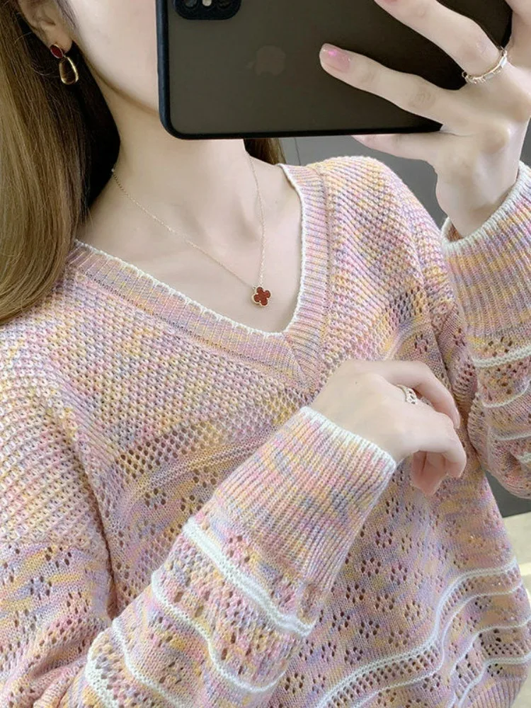早春の新作中空ニットセーター女性用ルーズプラスサイズvネック薄手ベースレイヤーシャツアウターウェア耳カバー