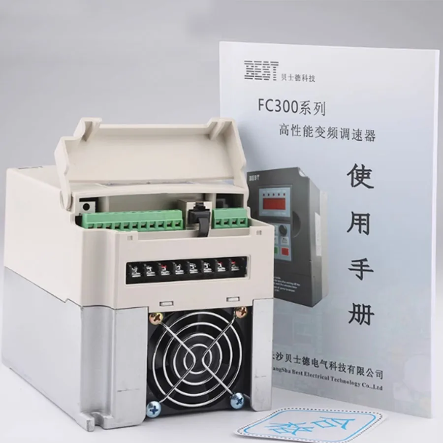 Engraving machine frequency converter 1.5/2.2/3.0/4/5.5/7.5/9/11KW three-phase spindle motor speed controller