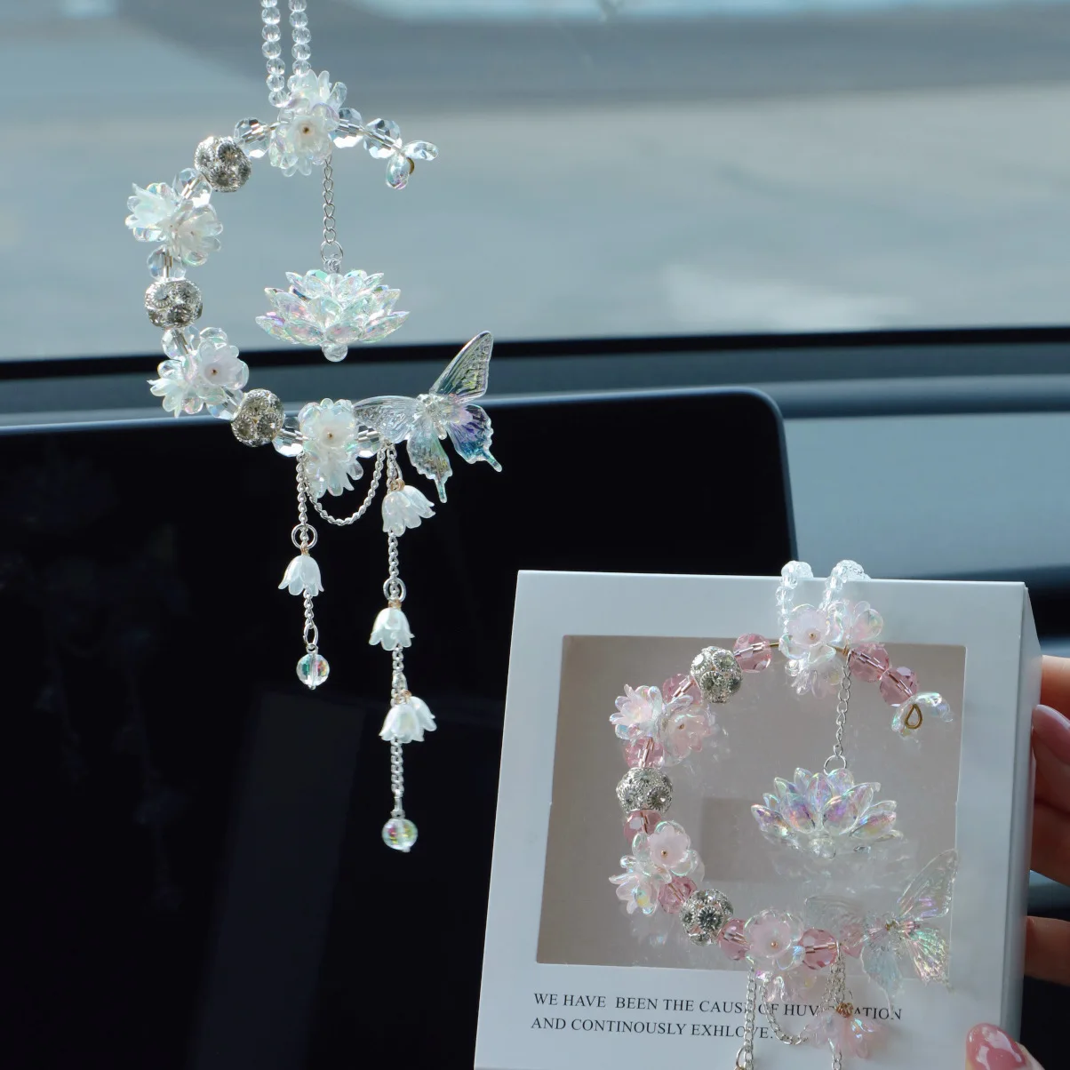 Fashion Moon, Lotus And Butterfly Decor Car Pendant Luxury Creative Bluebells Chain Rear-View Mirror Decoration For Women
