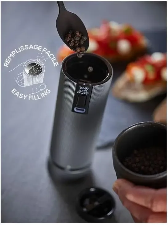 Duo Pepper Mill + Salt Mill สายชาร์จไฟฟ้า u'Select 15 ซม. - พริกไทย + พลอยเกลือ - 6 แป้งที่ตั้งไว้ล่วงหน้า Se