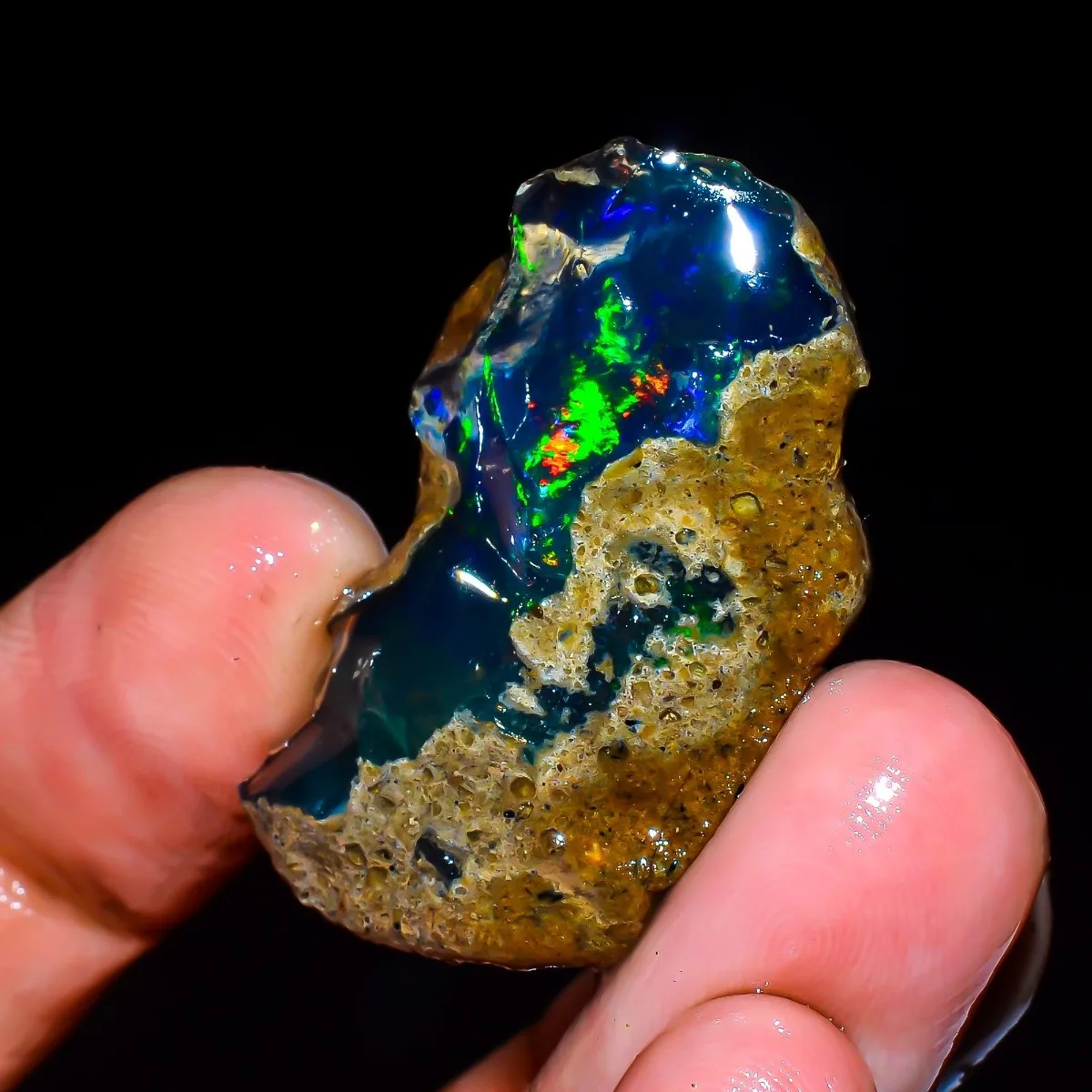 Natural Ethiopian Opal 25-80CT Rough Raw Fire Gemstone Collector Mineral Specimen Randomly Selected One