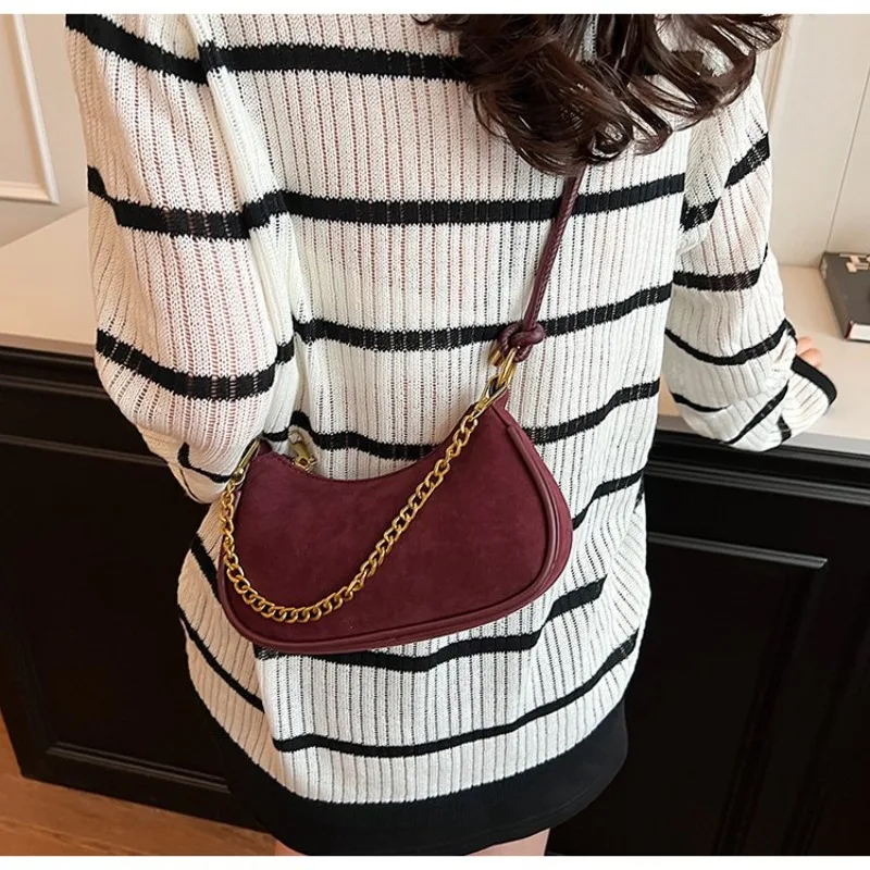 

Elegant Leather Ladies Messenger Bag Crossbody Shoulder Bag Luxury Brand Handbag With Adjustable Strap Chic