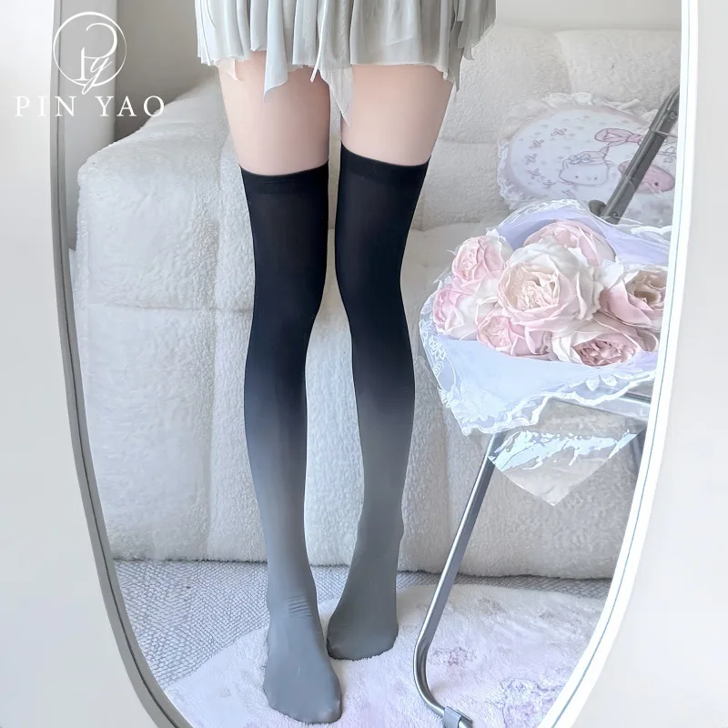 

Fashion Anime Core Gradient Color Knee-High Socks Y2K Velvet Anti-Snag Stockings Japanese Subculture Aesthetic for Cosplay